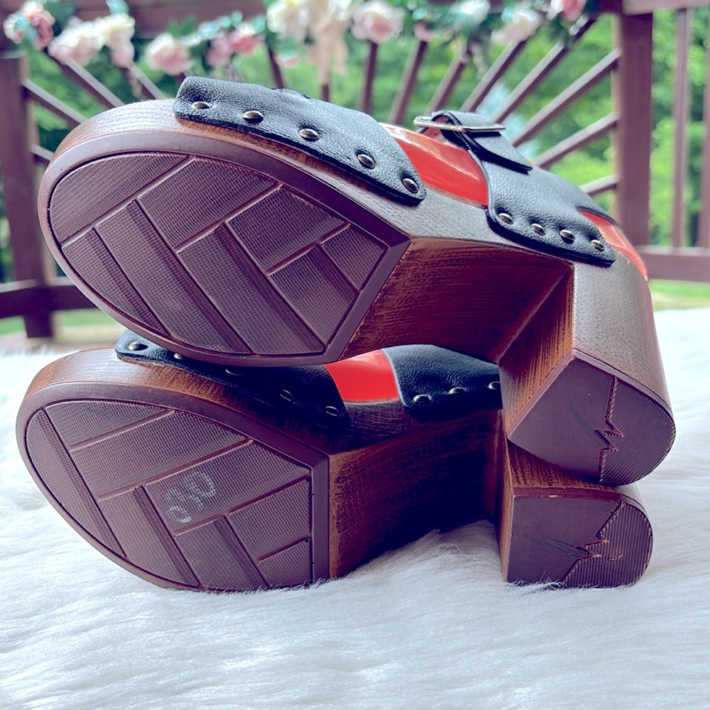 Cynthia Rowley Platform Chunky Heel Sandals - Picture 4 of 5